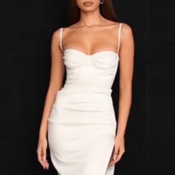 HOUSE OF CB 'Flora' Ivory Satin Corset Maxi Dress Size S-US - Picture 5 of 7